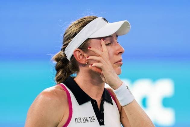 WUHAN, CHINA - OCTOBER 09: Ekaterina Alexandrova returns a shot in the Women s Singles Round of 16 match against Jessica Pegula of United States on day 6 of 2025 Wuhan Open at Optics Valley International Tennis Center on October 9, 2025 in Wuhan, Hubei Province of China.  Copyright: xVCGx 111596103444