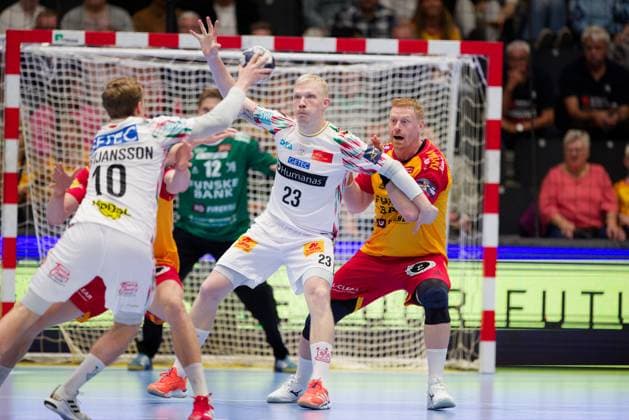 GOG v Magdeburg, EHF Champions League Handball, Svendborg, Denmark Svendborg, Denmark. 08th, October 2025. Magnus Saugstrup (23) of Magdeburg and Henrik Jakobsen (9) of GOG seen during the EHF Champions League match between GOG and Magdeburg at Arena Svendborg in Svendborg. Denmark, Svendborg  Copyright: xGonzalesxPhoto LauxNielsenx
