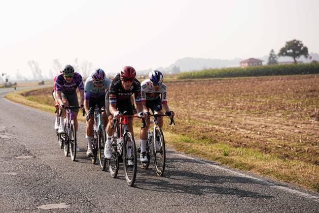 Cycles in the lead breakaway during the during the 109th edition of the Gran Piemonte 2025 a 179 km one day race from Dogliani to Acqui Terme on October 9, 2025, Italy.  Copyright: xMarcoxAlpozzi LaPressex