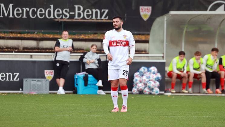 09.10.25 VfB Stuttgart - SV Elversberg Deutschland, Stuttgart, 09.10.2025, Fussball, Bundesliga, Testspiel, VfB Stuttgart - SV Elversberg: Deniz Undav (VfB Stuttgart).