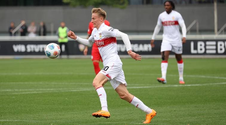 BAU 09.10.2025 Stuttgart Fußball VfB Stuttgart vs. SV Elversberg, Chris Führich (VfB)