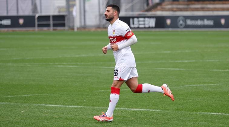 BAU 09.10.2025 Stuttgart Fußball VfB Stuttgart vs. SV Elversberg, Deniz Undav (VfB) mit Kapitänsbinde