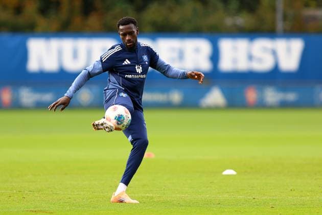 18 Bakery Jatta (Hamburger SV) Fußball I Herren I Training I Saison 2025-2026 I Hamburger SV I 09.10.2025 I Trainingsplätze Volksparkstadion