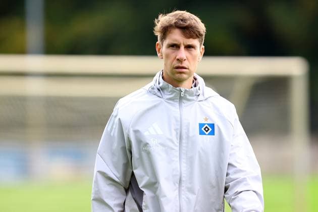 Loic Fave (Co-Trainer, Hamburger SV) Fußball I Herren I Training I Saison 2025-2026 I Hamburger SV I 09.10.2025 I Trainingsplätze Volksparkstadion