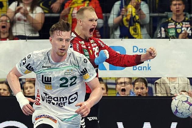 09.10.2025, xrekx, Handball Daikin HBL, Rhein Neckar Loewen - Frisch AUF! Göppingen v.l. Parade David Späth Spaeth (Rhein-Necker Loewen) Erik Persson (FRISCH AUF! Goeppingen) (DFL DFB REGULATIONS PROHIBIT ANY USE OF PHOTOGRAPHS as IMAGE SEQUENCES and or QUASI-VIDEO) Mannheim