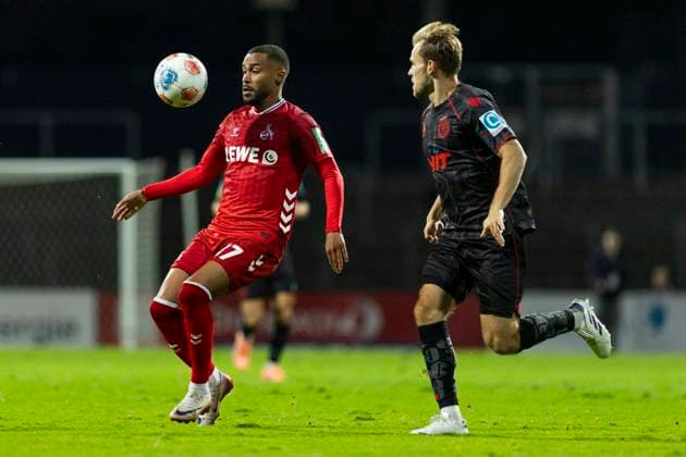 Cologne Cup 2025; 09.10.2025 Linton Maina (1. FC Köln, 37), Georg Strauch (Fortuna Köln, 11) beim Cologne Cup 2025 im Spiel 1. FC Köln gegen Fortuna Köln am 09.10.2025 im Südstadion in Köln Copyright: xBEAUTIFULxSPORTS Meuselx