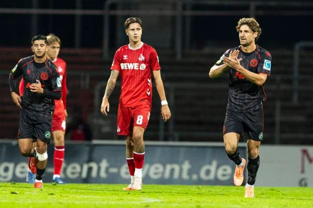 Cologne Cup 2025; 09.10.2025 Enzo Wirtz (Fortuna Köln, 9) jubelt nach seinem Tor zum 1:1 Ausgleich beim Cologne Cup 2025 im Spiel 1. FC Köln gegen Fortuna Köln am 09.10.2025 im Südstadion in Köln Copyright: xBEAUTIFULxSPORTS Meuselx