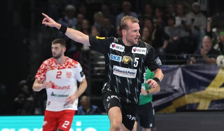 Max Darj jubelt nach Torerfolg Freude Emotion Jubel Handball CL Championsleague Champions League Herren 4. Spieltag Saison 2025 2026 09.10.2025 Füchse Berlin vs. Dinamo Bukarest in der Max Schmeling Halle