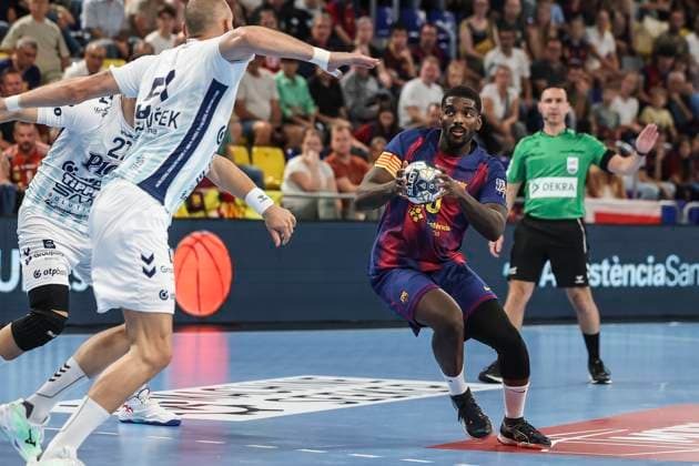 October 9, 2025, Barcelona, Barcelona, SPAIN: Dika Mem of FC Barcelona, Barca in action during the EHF Champions League 2025 26 group phase, handball match played between FC Barcelona and OTP Bank - Pick Szeged at Palau Blaugrana on October 09, 2025 in Barcelona, Spain. Barcelona SPAIN - ZUMAa181 20251009_zaa_a181_362 Copyright: xJavierxBorregox