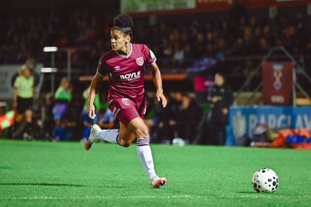 Chigwell, Eangland, October 08th 2025: Shekiera Martinez (19 West Ham) in action during the match between West Ham United Women and Brighton & Hove Albion Women in the Subway Women?s League Cup (Group C, Matchday 2) at Chigwell Construction Stadium, London, England on 8 October 2025. (Yaroslav Dunka SPP) Copyright: xYaroslavxDunkax xSPPx spp-en-YaDuSp-SPP_6634