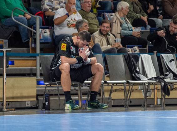 Handball, Herren, Saison 2025 2026, Champions League (Gruppe A, 4. Spieltag), Füchse Berlin - Dinamo Bukarest, Mijajlo Marsenic (Füchse Berlin) auf der Bank, 09.10.2025, Copyright: xSebastianxRäppold MatthiasxKochx