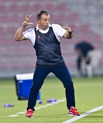 LEBANON v BHUTAN-AFC ASIAN CUP 2027 QUALIFIER THIRD ROUND LebanonÕs Montenegrin coach Miodrag Radulovic reacts during the AFC Asian Cup 2027 Qualifier third round Group B match between Lebanon and Bhutan at Grand Hamad Stadium in Doha, Qatar, on October 9, 2025. DOHA Qatar Copyright: xNOUSHADx