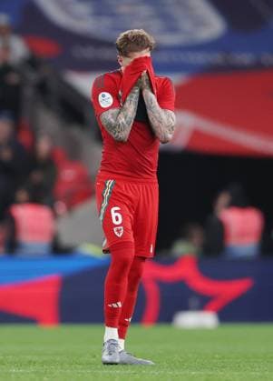London, England, 9th October 2025. Dejected Joe Rodon of Wales during the England vs Wales International Friendly, Länderspiel, Nationalmannschaft match at Wembley Stadium, London. Picture credit should read: Paul Terry Sportimage EDITORIAL USE ONLY. No use with unauthorised audio, video, data, fixture lists, club league logos or live services. Online in-match use limited to 120 images, no video emulation. No use in betting, games or single club league player publications. SPI_038_PT_Eng_Wal SPI-4207-0086