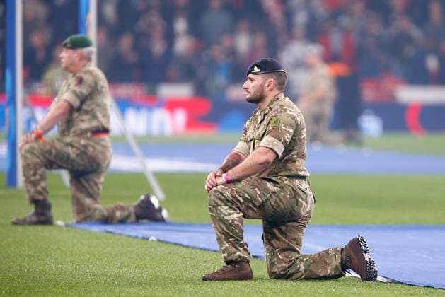 England v Wales International Friendly, Länderspiel, Nationalmannschaft Members of the Armed forces before the International Friendly match at Wembley Stadium, London UK Newspapers OUT Copyright: xPaulxChestertonx FIL-22337-0053