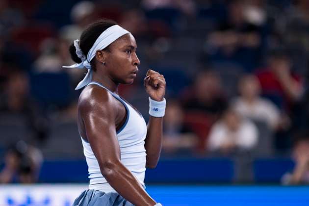 (251010) -- WUHAN, Oct. 10, 2025 -- Coco Gauff of the United States celebrates scoring during the women s singles round of 16 match against Zhang Shuai of China at the 2025 Wuhan Open tennis tournament in Wuhan, central China s Hubei Province, Oct. 9, 2025. ) (SP)CHINA-WUHAN-TENNIS-WUHAN OPEN-WOMEN S SINGLES (CN) WuxZhizun 