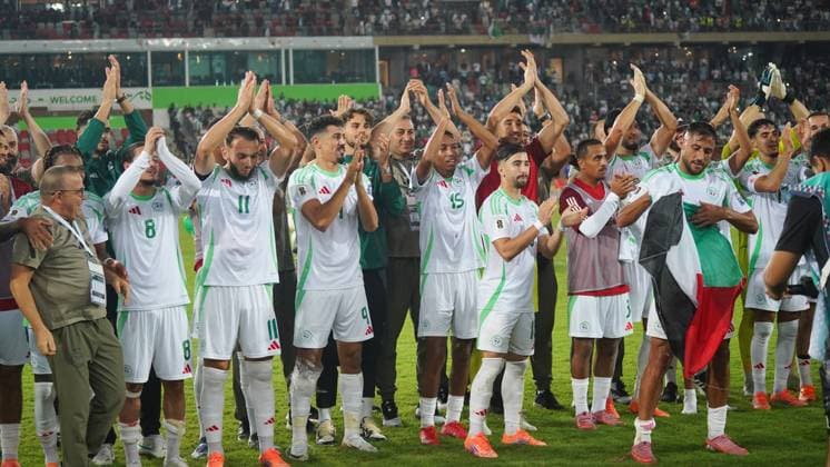 World Cup Qualifiers - Algeria v Somalia Anis Hadj Moussa, Baghdad Bounedjah, Amine Gouiri, Rafik Belghali, Mohammed Amoura and Youcef Belaïli of the Algerian national soccer team celebrate their victory during Algeria v Somalia compete for a World Cup qualifying match at Miloud Hadefi Stadium in Bir El Djir. Bir El Djir, Algérie, October 9, 2025. Photo by Hamza Bouhara ABACAPRESS.COM Oran Algeria  Copyright: xBouharaxHamza ABACAx