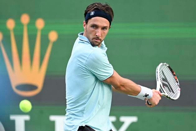 (251010) -- SHANGHAI, Oct. 10, 2025 -- Arthur Rinderknech of France hits a return to Felix Auger-Aliassime of Canada during the men s singles quarterfinal at the ATP, Tennis Herren World Tour Shanghai Masters tennis tournament in Shanghai, east China, Oct. 10, 2025. ) (SP)CHINA-SHANGHAI-TENNIS-ATP TOUR-SHANGHAI MASTERS-MEN S SINGLES (CN) ChenxHaoming 