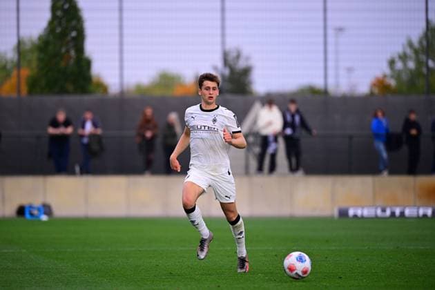 10.10.2025; Moenchengladbach; Fussball, Herren, Saison 2025 2026, Testspiel, Borussia Moenchengladbach vs. Preussen Muenster Oscar Fraulo (Gladbach) DFL regulations prohibit any use of photographs as image sequences and or quasi-video. Borussia-Park NRW Deutschland