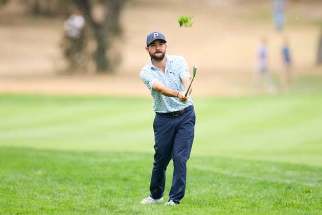 Open de Espa–a presented by Madrid 2025 - Day Two Angel Hidalgo of Spain plays his second shoot on the first hole during the Open de Espa–a presented by Madrid 2025 at Club de Campo Villa de Madrid on October 10, 2025, in Madrid, Spain. Madrid Club de Campo Villa de Madrid Madrid Spain RL_OpESP_DPWT_000313 Copyright: xRicardoxLarreinax