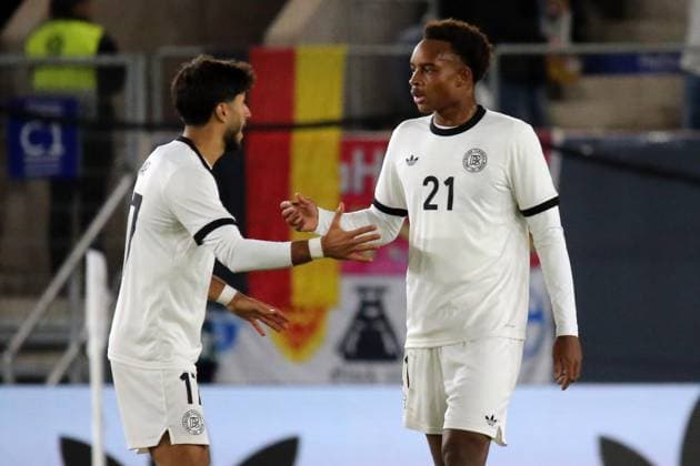 10.10.2025, xmohx, Fussball U 21 EM Qualifikation, Deutschland - Griechenland v.l. Muhammed Damar (Deutsche Fussball Nationalmannschaft DFB U21, U 21 und Forzan Assan Ouedraogo (Deutsche Fussball Nationalmannschaft DFB U21) nach dem Tor zum 1:2 (DFL DFB REGULATIONS PROHIBIT ANY USE OF PHOTOGRAPHS as IMAGE SEQUENCES and or QUASI-VIDEO) Jena