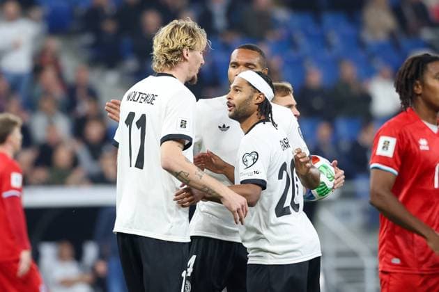 Nick Woltemade 11 (Deutschland), Serge Gnabry 20 (Deutschland) nach dem Tor, Deutschland vs. Luxemburg, Fussball, WM-Qualifikation, 10.10.2025 Sinsheim Baden-Wuerttemberg Deutschland