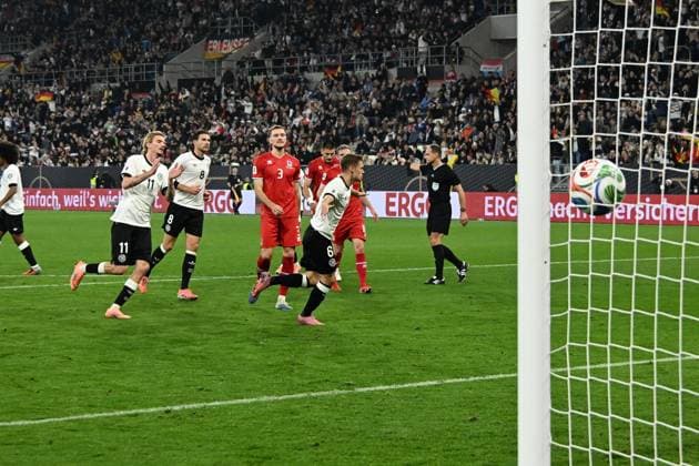 10.10.2025, xsltx, Fussball WM-Qualifikation 2026, Deutschland - Luxemburg v.l. Joshua Kimmich (Deutsche Fussball Nationalmannschaft DFB) Torschuetze, erzielt das Tor, Treffer, scores the goal 2:0 Elfmeter (DFL DFB REGULATIONS PROHIBIT ANY USE OF PHOTOGRAPHS as IMAGE SEQUENCES and or QUASI-VIDEO) Sinsheim