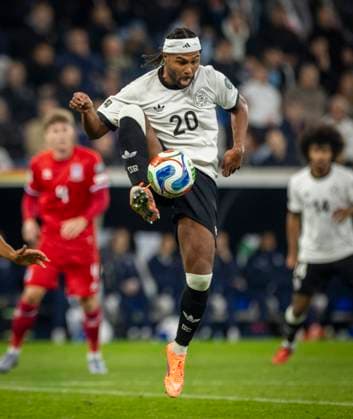 Sinsheim, Germany. 10th Oct 2025. Serge Gnabry (DFB) Germany - Luxembourg Deutschland - Luxemburg 10.10.2025