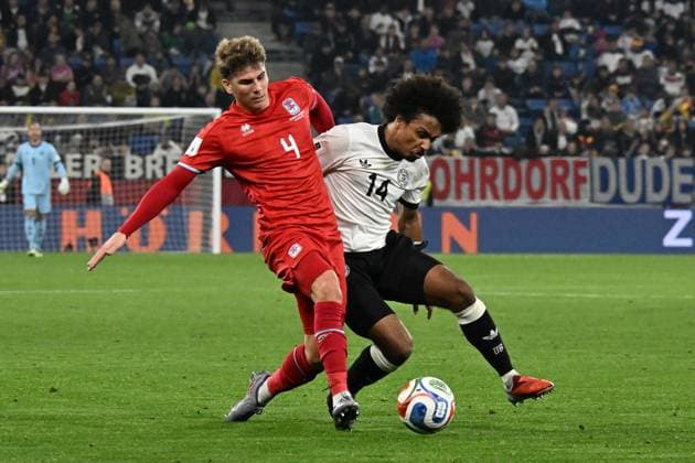 10.10.2025, xsltx, Fussball WM-Qualifikation 2026, Deutschland - Luxemburg v.l. Karim Adeyemi (Deutsche Fussball Nationalmannschaft DFB) Florian Bohnert (Luxemburg) Zweikampf, Aktion, action, battle for the ball (DFL DFB REGULATIONS PROHIBIT ANY USE OF PHOTOGRAPHS as IMAGE SEQUENCES and or QUASI-VIDEO) Sinsheim