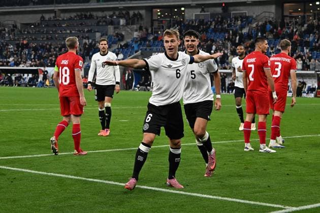 10.10.2025, xsltx, Fussball WM-Qualifikation 2026, Deutschland - Luxemburg v.l. Torjubel nach dem Tor zum celebrating the goal celebrate 4:0 durch Joshua Kimmich (Deutsche Fussball Nationalmannschaft DFB) (DFL DFB REGULATIONS PROHIBIT ANY USE OF PHOTOGRAPHS as IMAGE SEQUENCES and or QUASI-VIDEO) Sinsheim