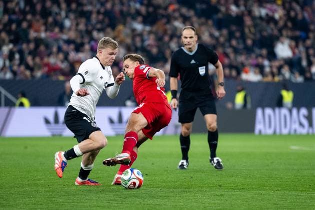 Jonathan Burkardt (Deutschland, 19) im Zweikampf mit Mathias Olesen (Luxembourg, 19), GER, Deutschland vs. Luxemburg, Fussball, Herren, WM-Qualifikation Europa, 7. Spieltag, Spielzeit 2025 2026, 10.10.2025 GER, Deutschland vs. Luxemburg, Fussball, Herren, WM-Qualifikation Europa, 7. Spieltag, Spielzeit 2025 2026, 10.10.2025 Sinsheim Copyright: xEibner-Pressefoto Memmlerx EP_MMR