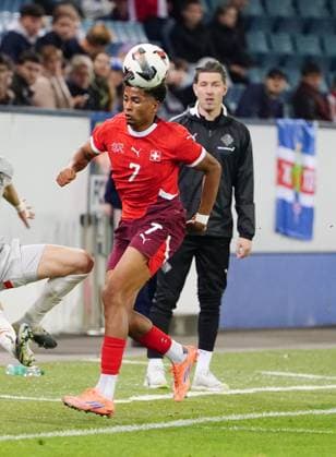 10.10.2025 Luzern Schweiz Swissporarena Fussball Herren European Under-21 Championship Schweiz-Island. Bild : Ethan Meichtry (SUI) Aktion Einzelbild