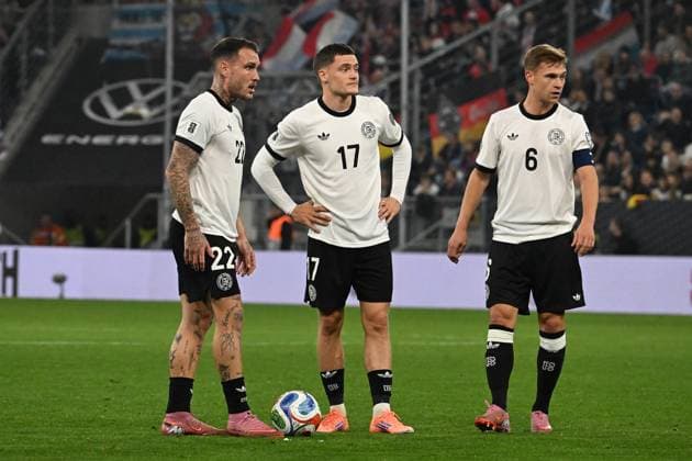 10.10.2025, xsltx, Fussball WM-Qualifikation 2026, Deutschland - Luxemburg v.l. David Raum (Deutsche Fussball Nationalmannschaft DFB) Florian Wirtz (Deutsche Fussball Nationalmannschaft DFB) Joshua Kimmich (Deutsche Fussball Nationalmannschaft DFB) (DFL DFB REGULATIONS PROHIBIT ANY USE OF PHOTOGRAPHS as IMAGE SEQUENCES and or QUASI-VIDEO) Sinsheim
