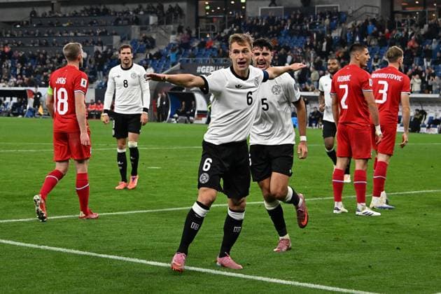 10.10.2025, xsltx, Fussball WM-Qualifikation 2026, Deutschland - Luxemburg v.l. Torjubel nach dem Tor zum celebrating the goal celebrate 4:0 durch Joshua Kimmich (Deutsche Fussball Nationalmannschaft DFB) (DFL DFB REGULATIONS PROHIBIT ANY USE OF PHOTOGRAPHS as IMAGE SEQUENCES and or QUASI-VIDEO) Sinsheim