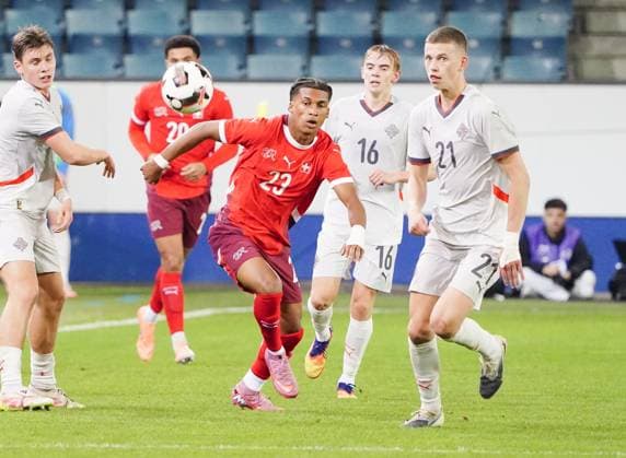 10.10.2025 Luzern Schweiz Swissporarena Fussball Herren European Under-21 Championship Schweiz-Island. Bild : Keller Junior Ze (SUI) Aktion Einzelbild