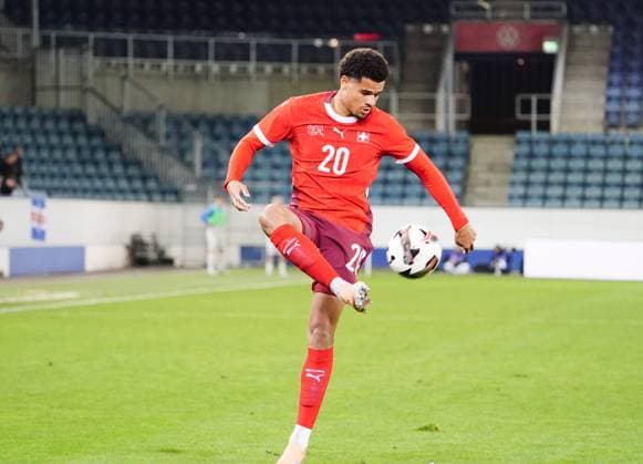 10.10.2025 Luzern Schweiz Swissporarena Fussball Herren European Under-21 Championship Schweiz-Island. Bild : Zachary Athekame (SUI) Aktion Einzelbild