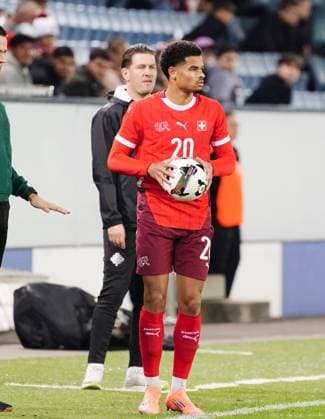 10.10.2025 Luzern Schweiz Swissporarena Fussball Herren European Under-21 Championship Schweiz-Island. Bild : Zachary Athekame (SUI) Aktion Einzelbild