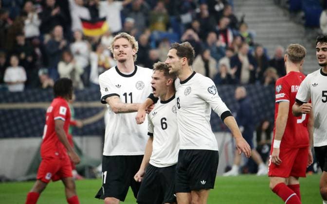 10.10.25 Deutschland - Luxemburg Deutschland, Sinsheim, 10.10.2025, Fussball, WM-Qualifikation, Deutschland - Luxemburg: v.l. Nick Woltemade, Joshua Kimmich, Leon Goretzka (beide Deutschland); Jubel Tor Elfmeter 2:0 Kimmich.