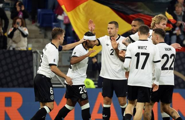 10.10.25 Deutschland - Luxemburg Deutschland, Sinsheim, 10.10.2025, Fussball, WM-Qualifikation, Deutschland - Luxemburg: Serge Gnabry (Deutschland); Jubel Tor 3:0 Gnabry.