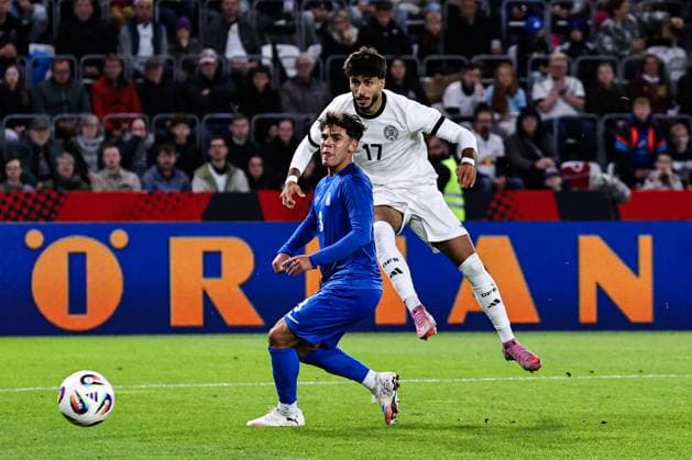 Torschütze Muhammed Damar (Deutschland,17) trifft zum 1-2 - EM-Qualifikation U 21 Gruppe F Länderspiel Deutschland vs. Griechenland in der ad hoc Arena im Ernst-Abbe-Sportfeld in Jena - Aktion,Fußball,Mann,Männer,Deutschland,10.10.2025