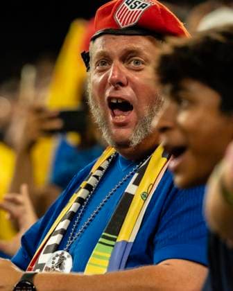 Oct 10, 2025. A fan of the US MenÃ¢â‚¬â ¢s Soccer Team in action vs Ecuador at Q2 stadium in Austin Texas. Ecuador leads the USMST 1-0 at the half. CSM Austin USA - ZUMAc04_ 20251010_zma_c04_008 Copyright: xRobertxBackmanx
