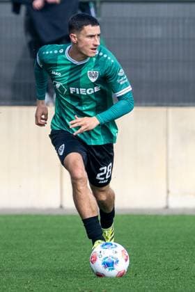 10.10.2025, Fussball: Freundschaftsspiel, Borussia Moenchengladbach - SC Preussen Muenster, Saison 2025 2026, Fohlenplatz am Borussia Park in Moenchengladbach. Marco Meyerhoefer (SC Preussen Muenster, 28) am Ball. Foto: Kirchner-Media Thomas Haesler Copyright: xKirchner-Media ThomasxHaeslerx