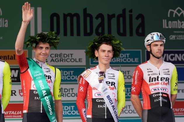 MEINTJES Louis Du Bouisson and PETILLI Simone during the 119th edition of the Il Lombardia, Tour of Lombardy cycling race, a 241 km one day race from Como to Bergamo on October 11, 2025, Italy.  Copyright: xGianxMattiaxD Alberto LaPressex