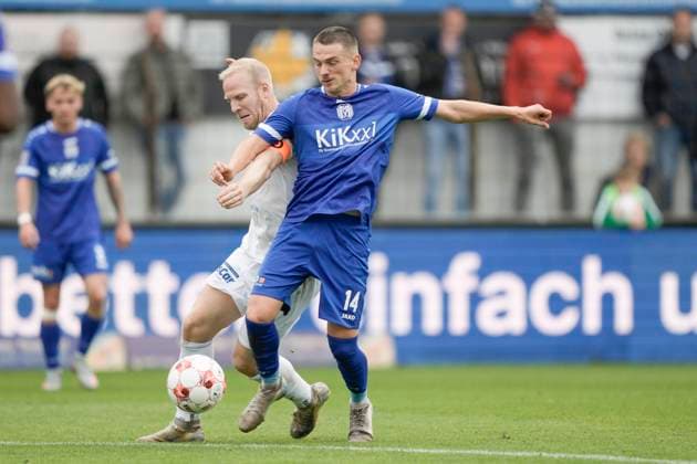 11.10.2025, Hänsch-Arena, Meppen, GER, Regionalliga-Nord, 14. Spieltag: SV Meppen vs BW Lohne, Thorben Deters (SV Meppen 14) DFL REGULATIONS PROHIBIT ANY USE OF PHOTOGRAPHS AS IMAGE SEQUENCES AND OR QUASI-VIDEO. Meppen Niedersachsen Deutschland Hänsch-Arena