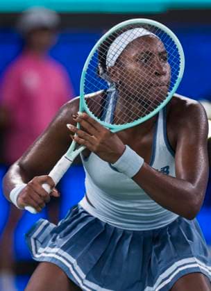 (251011) -- WUHAN, Oct. 11, 2025 -- Coco Gauff competes during the women s singles semifinal between Jasmine Paolini of Italy and Coco Gauff of the United States at the 2025 Wuhan Open tennis tournament in Wuhan, central China s Hubei Province, Oct. 11, 2025. ) (SP)CHINA-WUHAN-TENNIS-WUHAN OPEN-WOMEN S SINGLES (CN) WuxZhizun 