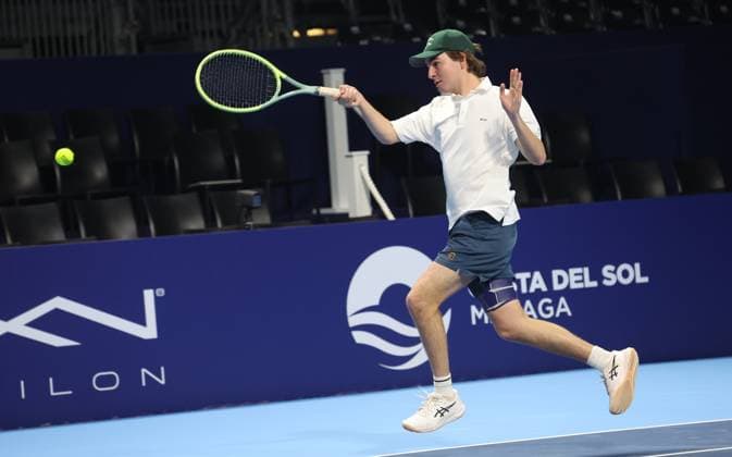 Participant pictured in action during a demonstration session at the European Open ATP, Tennis Herren tennis tournament at the ING Arena Brussels Expo in Brussels, on Saturday 11 October 2025. The European Open will be played from 12 to 19 October 2025. VIRGINIExLEFOUR  x136535165x