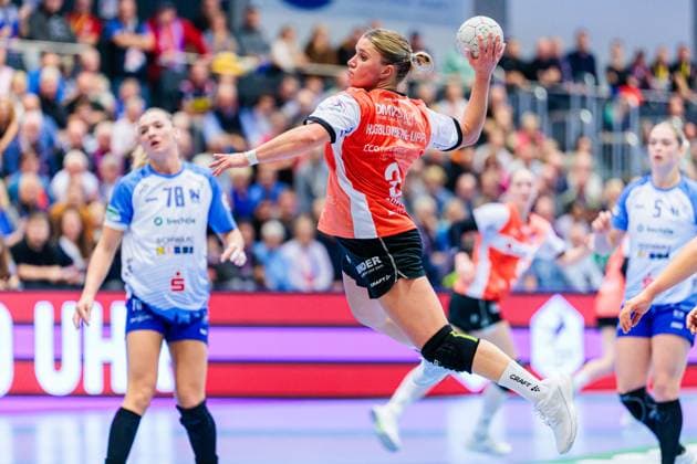 Laura Rueffieux (HSG Blomberg-Lippe, 03) im Torwurf GER, HSG Blomberg-Lippe vs. Union Neckarsulm, Handball, 1. Bundesliga Frauen, 5. Spieltag, Spielzeit 2025 2026, 11.10.2025 GER, HSG Blomberg-Lippe vs. Sport-Union Neckarsulm, Handball, 1. Bundesliga Frauen, 5. Spieltag, Spielzeit 2025 2026, 11.10.2025 Blomberg Copyright: xEibner-Pressefoto JanxRollingerx EP_JSK