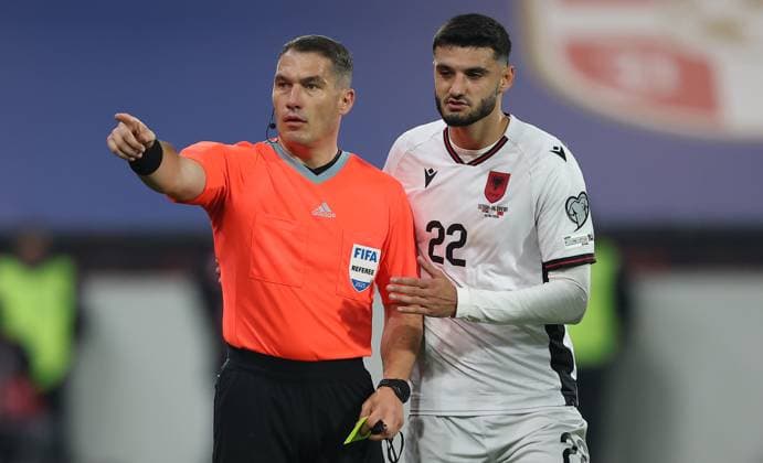 Serbia vs Albania, Group K World Cup 2026 European Qualifiers Leskovac, Serbia. 11th Oct, 2025. Head Referee Istvan Kovacs (L) after giving yellow card during the Group K World Cup 2026 European Qualifiers football match between Serbia and Albania on October 11. 2025. in Leskovac, Serbia. Leskovac Serbia Copyright: xPedjaxMilosavljevic STARSPORTx