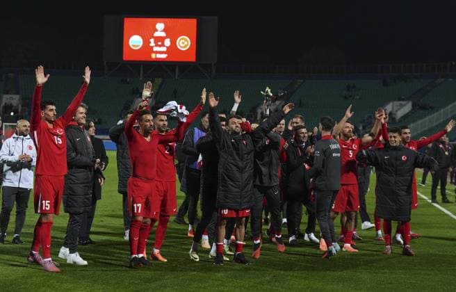 Bulgaria v Turkiye - 2026 FIFA World Cup, WM, Weltmeisterschaft, Fussball European Qualifiers SOFIA, BULGARIA - OCTOBER 11: Players of Turkiye celebrate the victory after the 2026 FIFA World Cup European Qualifier Group E match between Bulgaria and Turkiye at Vasil Levski National Stadium in Sofia, Bulgaria on October 11, 2025. Mehmet Emin Menguarslan Anadolu Sofia Bulgaria. Editorial use only. Please get in touch for any other usage.  Copyright: x2025xAnadoluxMehmetxEminxMenguarslanx