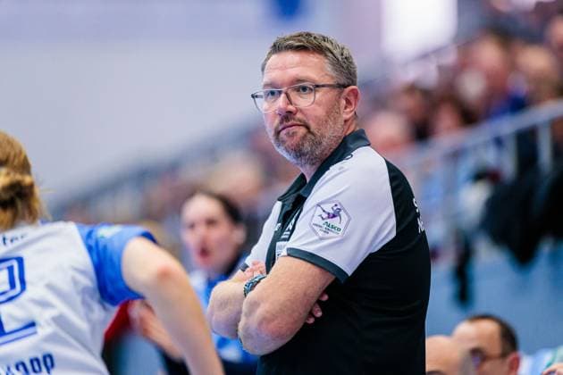 Thomas Zeitz Union Neckarsulm, Trainer) ist enttaeuscht unzufrieden GER, HSG Blomberg-Lippe vs. Sport-Union Neckarsulm, Handball, 1. Bundesliga Frauen, 5. Spieltag, Spielzeit 2025 2026, 11.10.2025 GER, HSG Blomberg-Lippe vs. Sport-Union Neckarsulm, Handball, 1. Bundesliga Frauen, 5. Spieltag, Spielzeit 2025 2026, 11.10.2025 Blomberg Copyright: xEibner-Pressefoto JanxRollingerx EP_JSK
