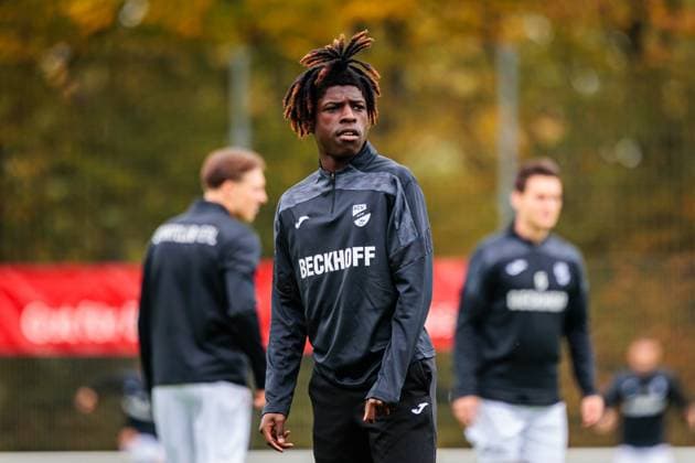 Emmanuel Bamba (SC Verl, 02) GER, VfL Theesen vs. SC Verl, Fussball, Westfalenpokal, Achteilfinale, Spielzeit 2025 2026, 11.10.2025 DFL Regulations prohibit any use of photographers as image sequences and or quasi-video. GER, VfL Theesen vs. SC Verl, Fussball, Westfalenpokal, Achteilfinale, Spielzeit 2025 2026, 11.10.2025 Bielefeld Copyright: xEibner-Pressefoto JanxRollingerx EP_JSK